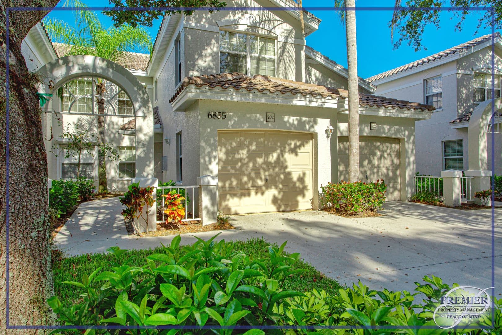 Naples House: 6855 Satinleaf Road South #202