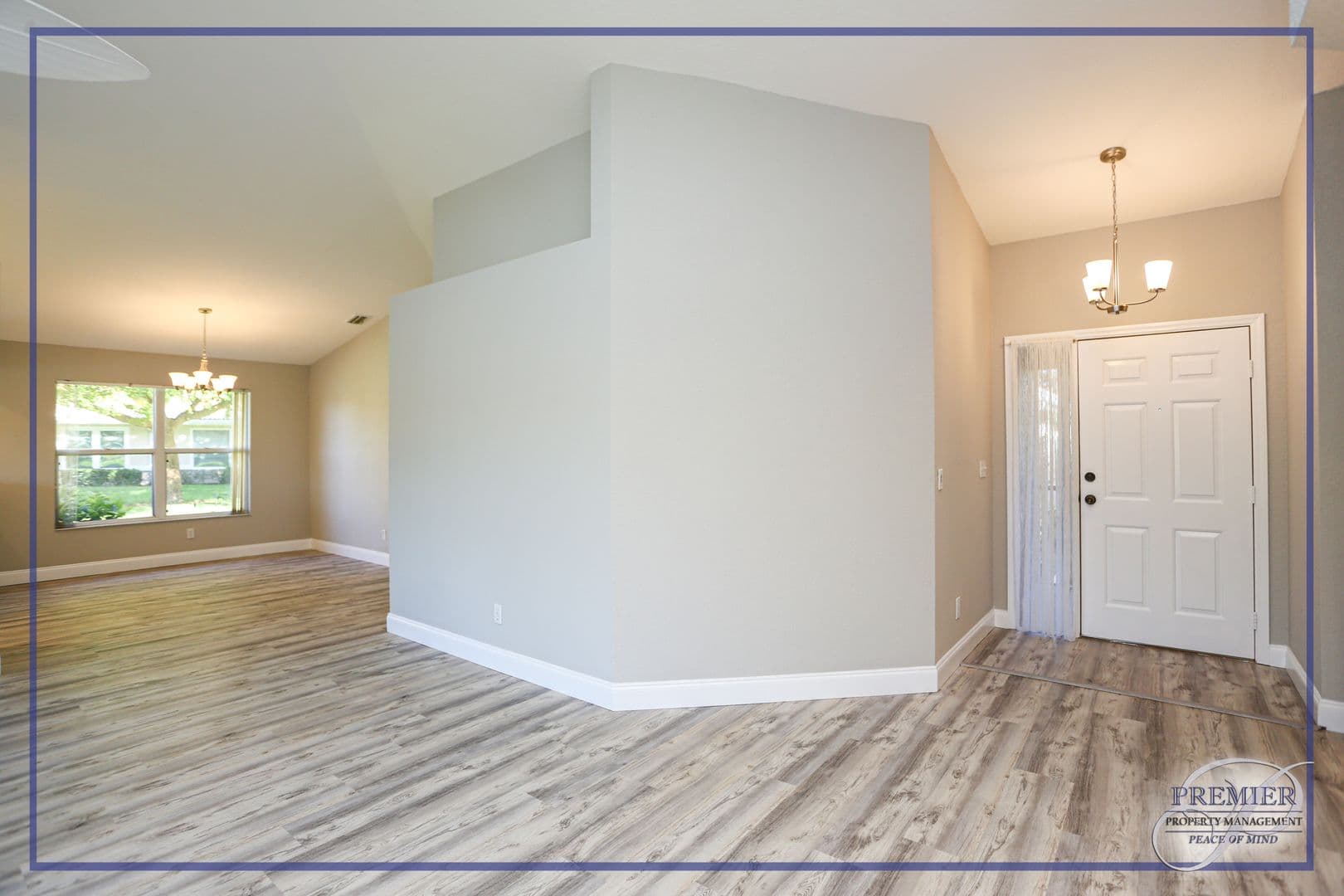 Naples House: 402 Emerald Bay Circle #E7