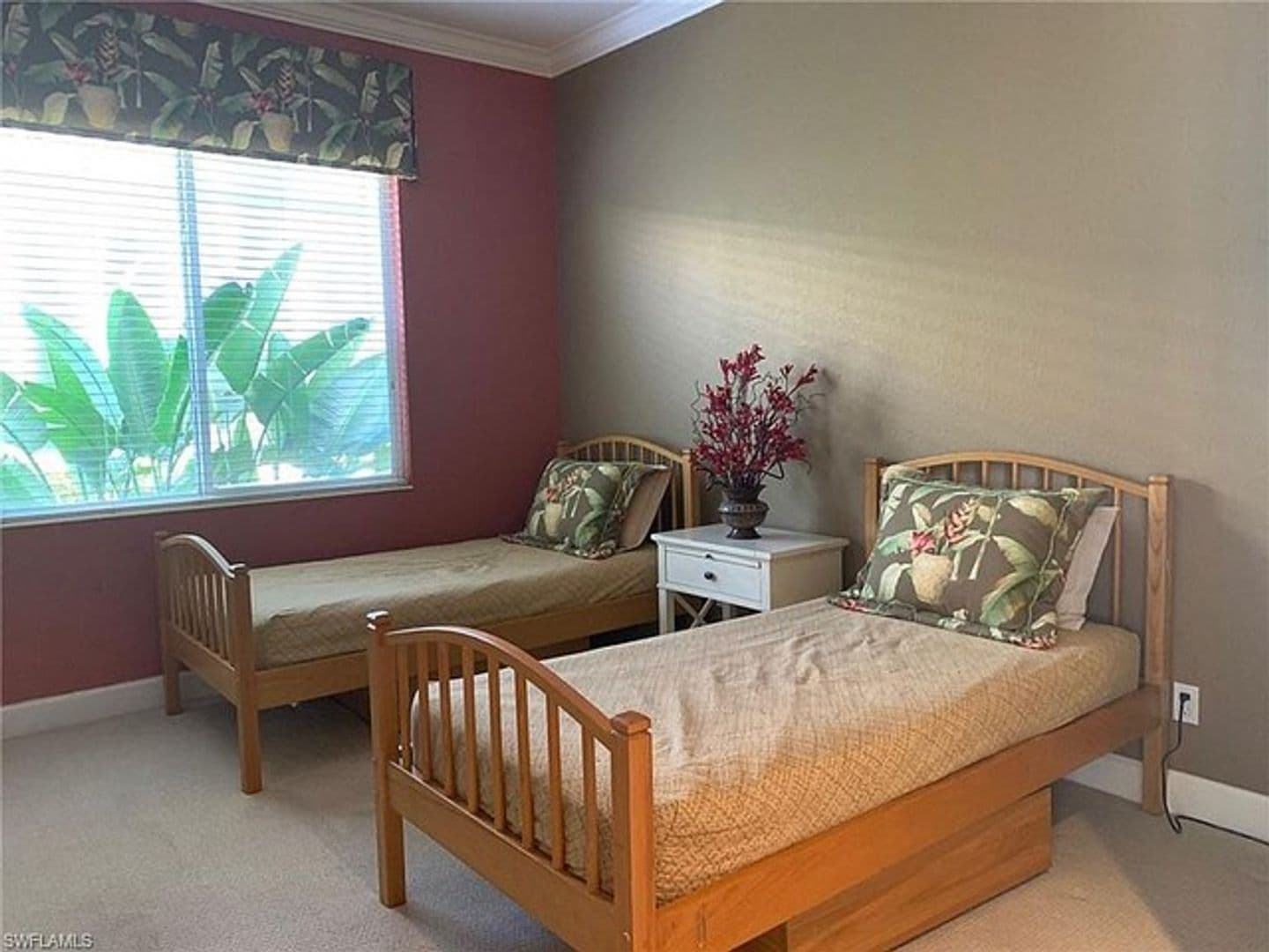 Naples House: 14780 Glen Eden Drive