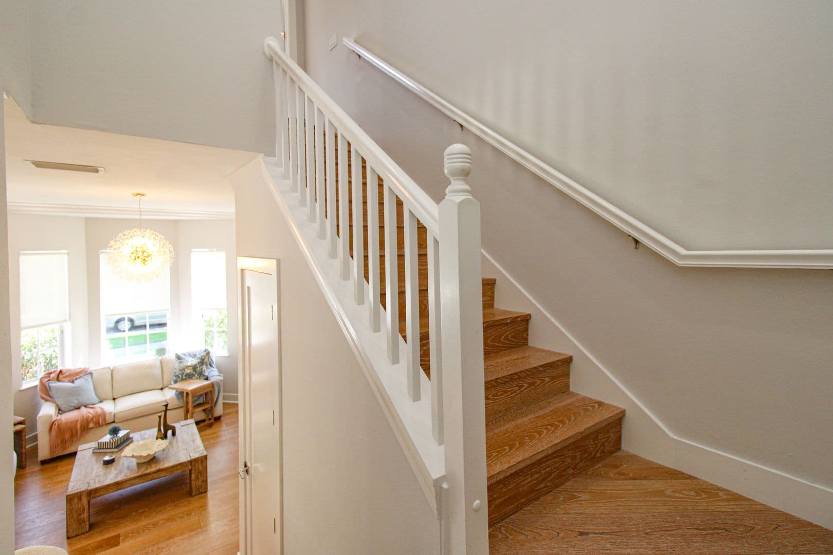 Naples House: 453 8th Avenue S #106