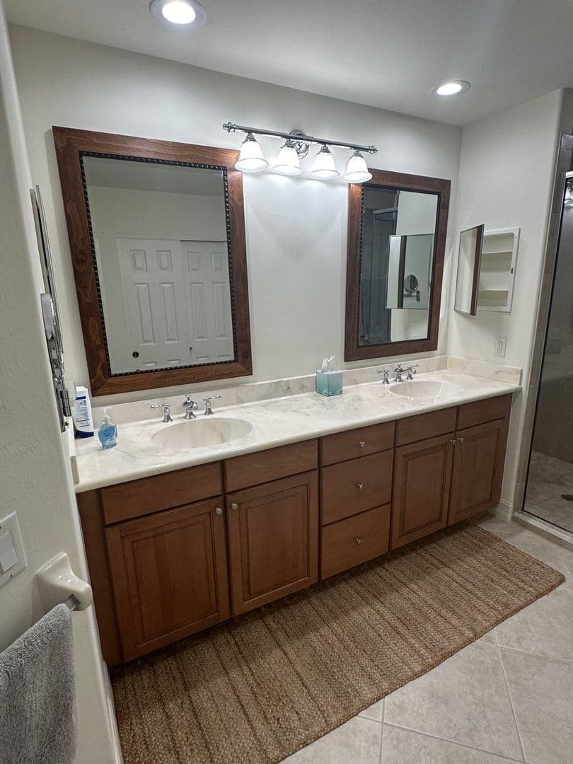 Naples House: 2004 Tarpon Bay Drive North Unit 101