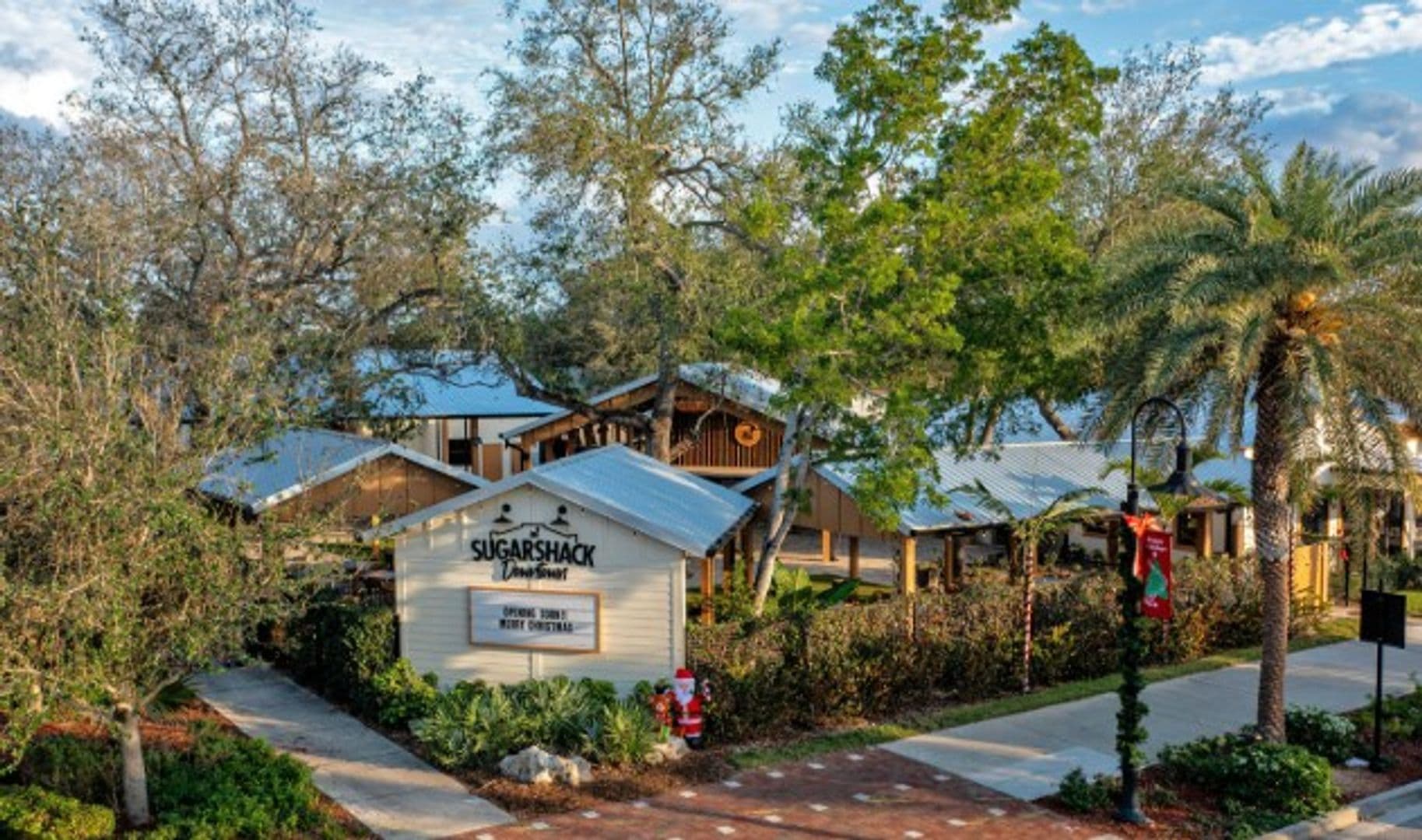 Bonita Springs House: 4879 Esplanade Street