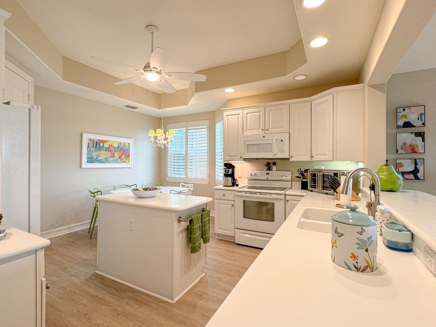 Naples House: 6017 Trophy Drive #601