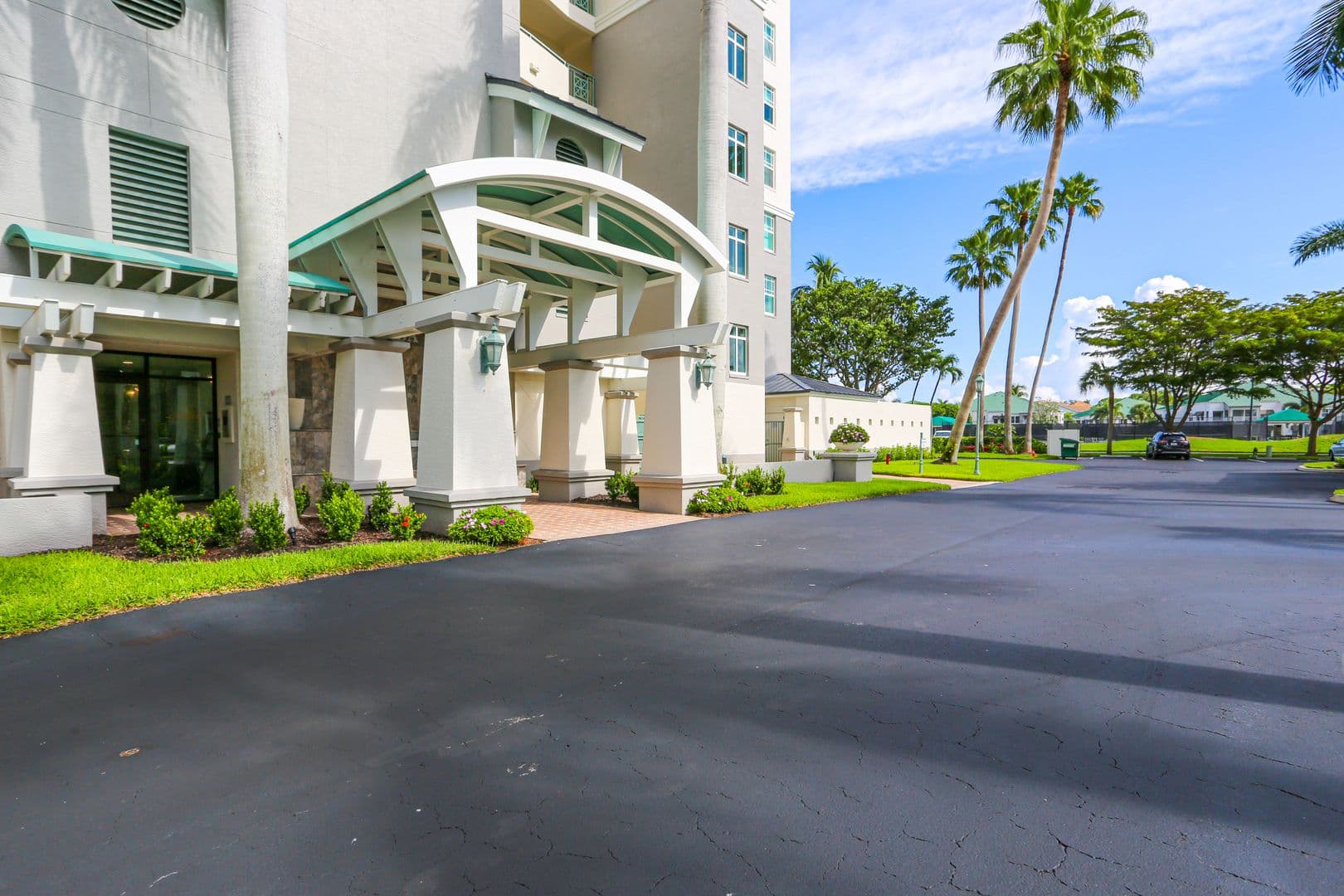 Naples House: 430 Cove Tower Drive Unit 1202