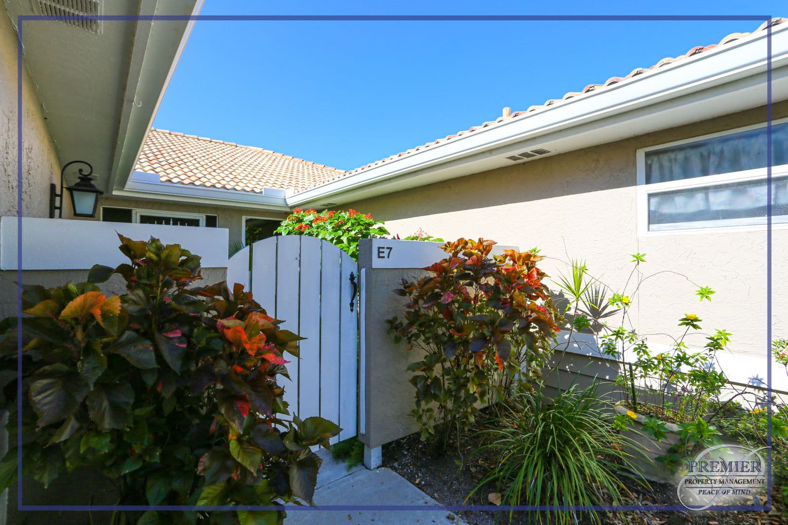 Naples House: 402 Emerald Bay Circle #E7