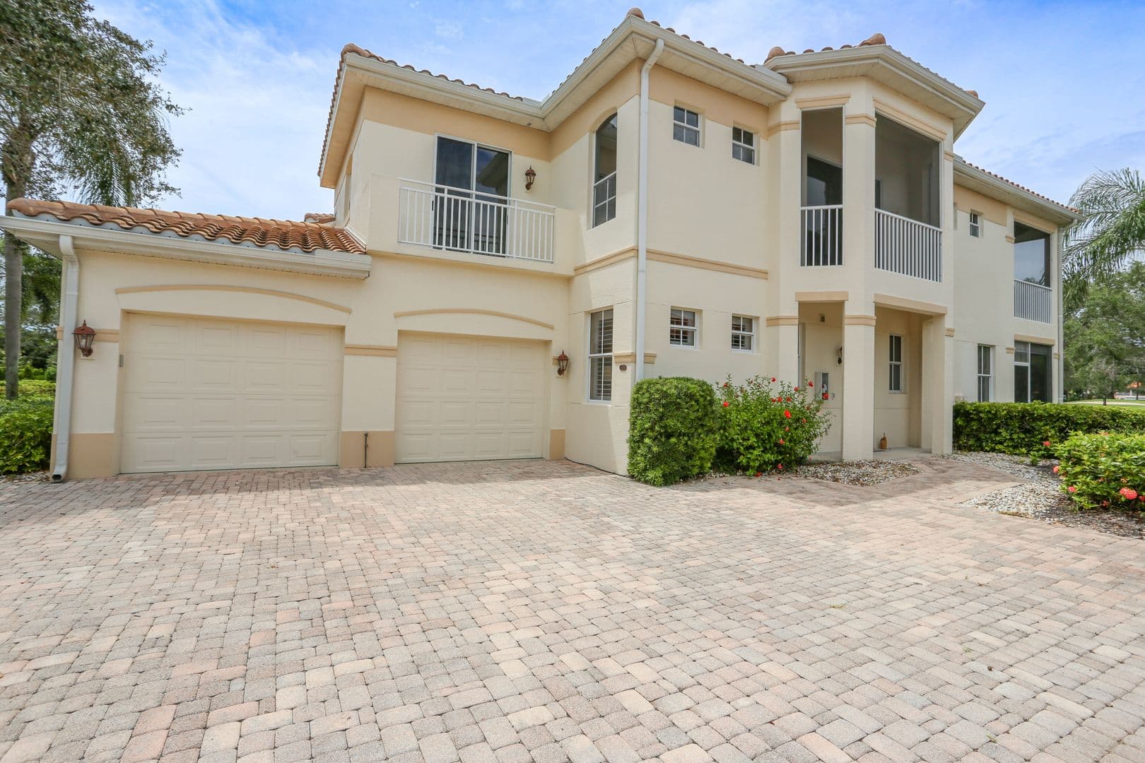 Bonita Springs House: 9111 Las Maderas Drive Unit 102
