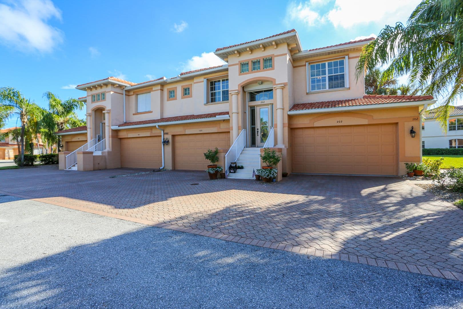 Bonita Springs House: 8981 Palmas Grandes Boulevard Unit 102