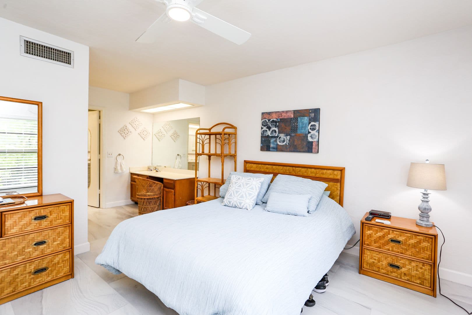 Naples Condo: 1765 Courtyard Way C-104