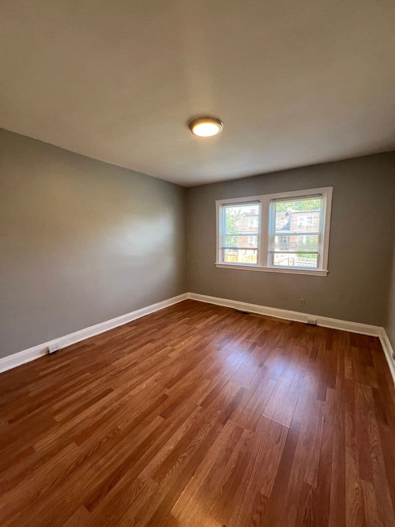 Baltimore Apartment: 1616 Plum Street