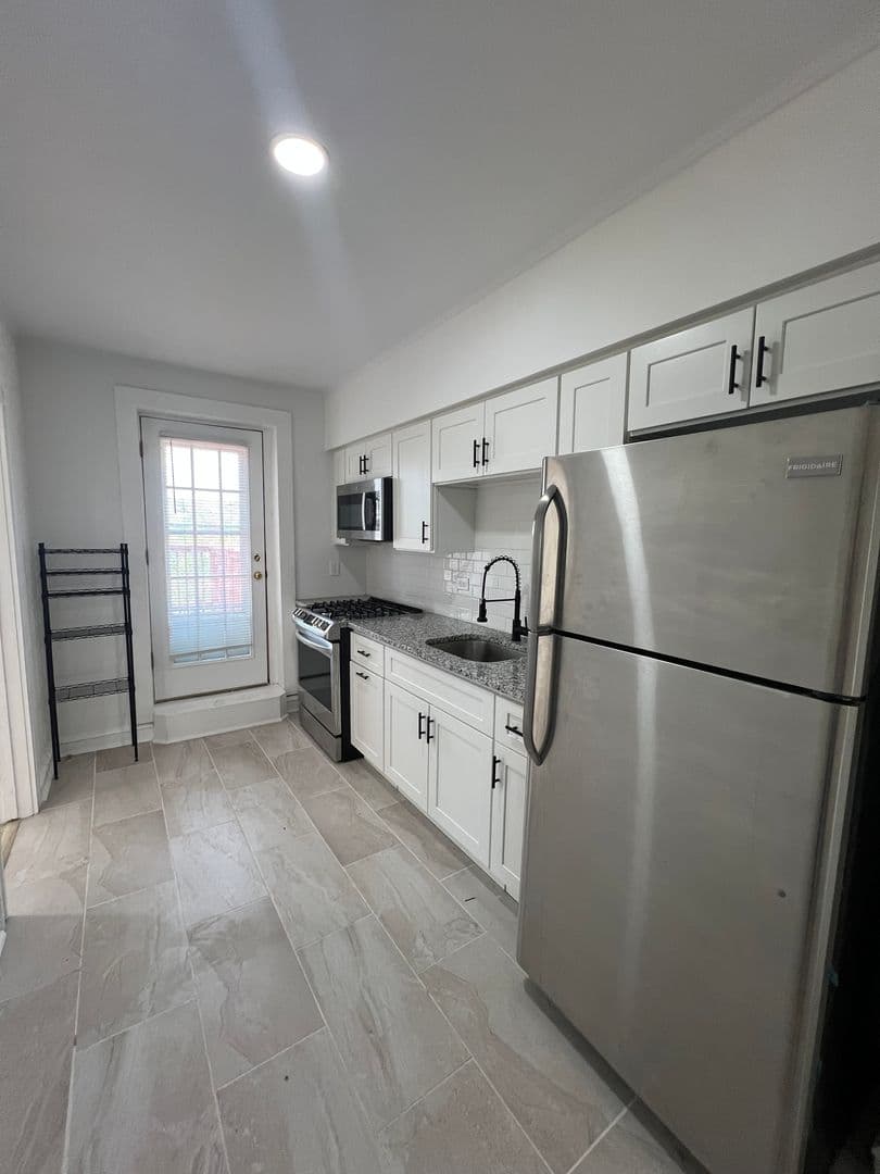 Baltimore House: 4321 Sheldon Avenue