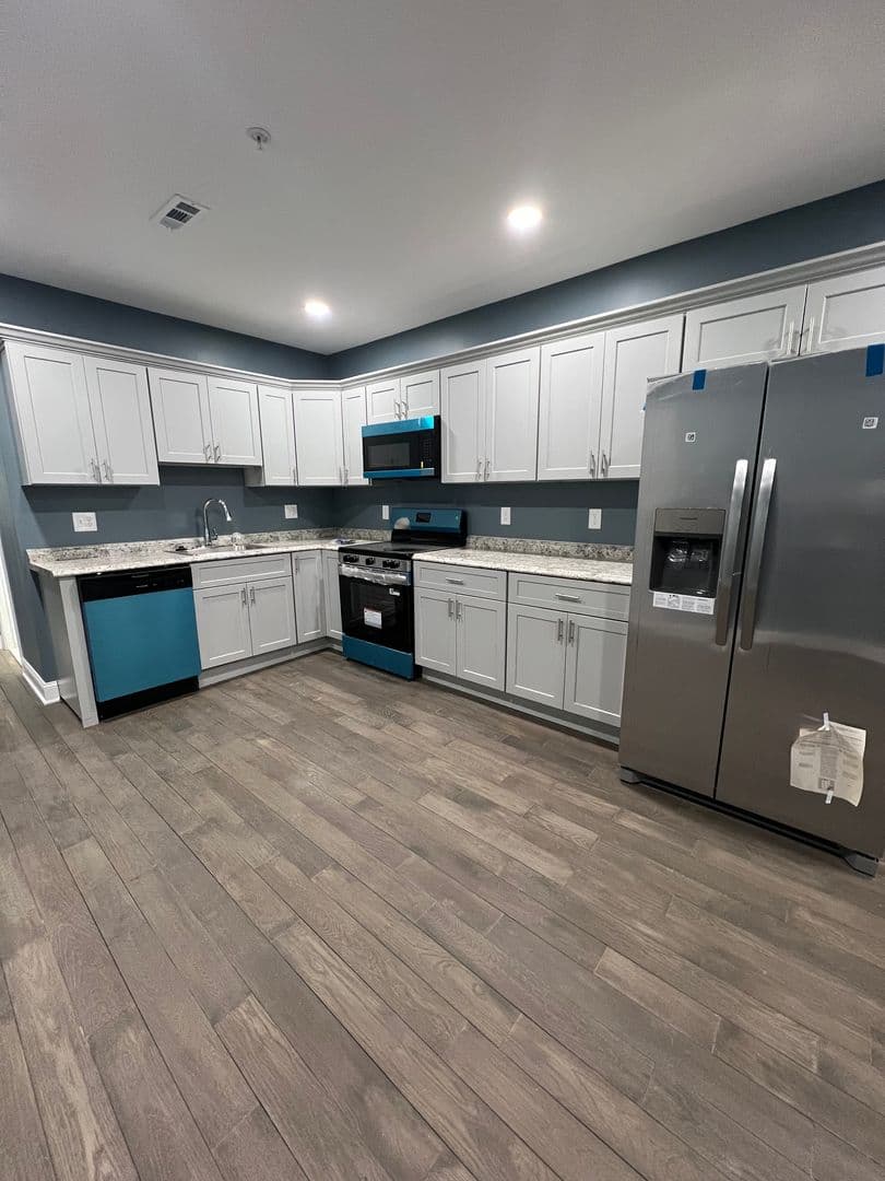 Baltimore Apartment: 2020 McCulloh Street