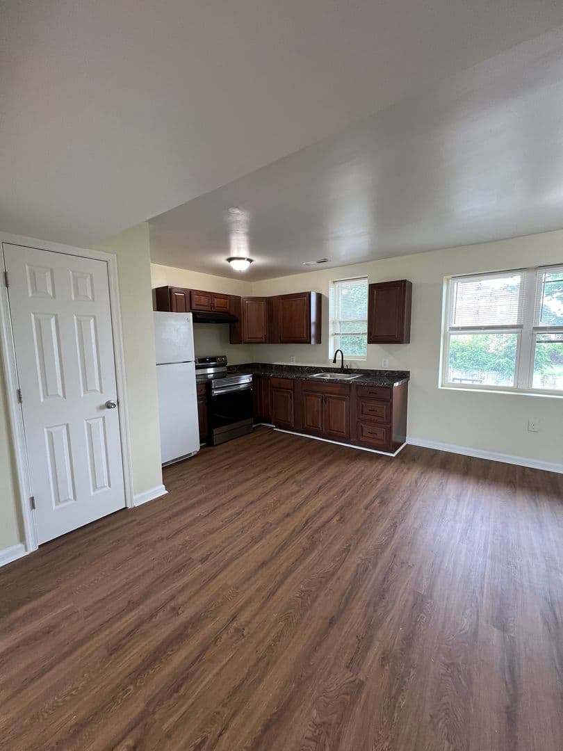 Baltimore Apartment: 4300 Liberty Heights Avenue