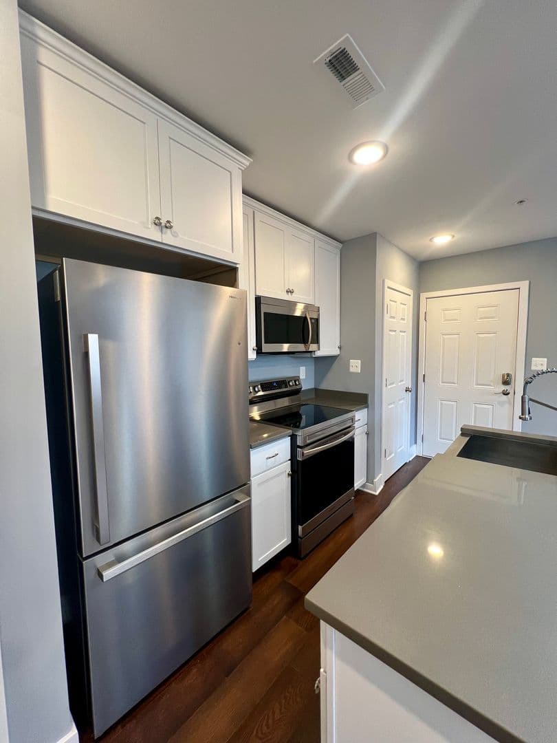 Baltimore Apartment: 19 East Fayette Street