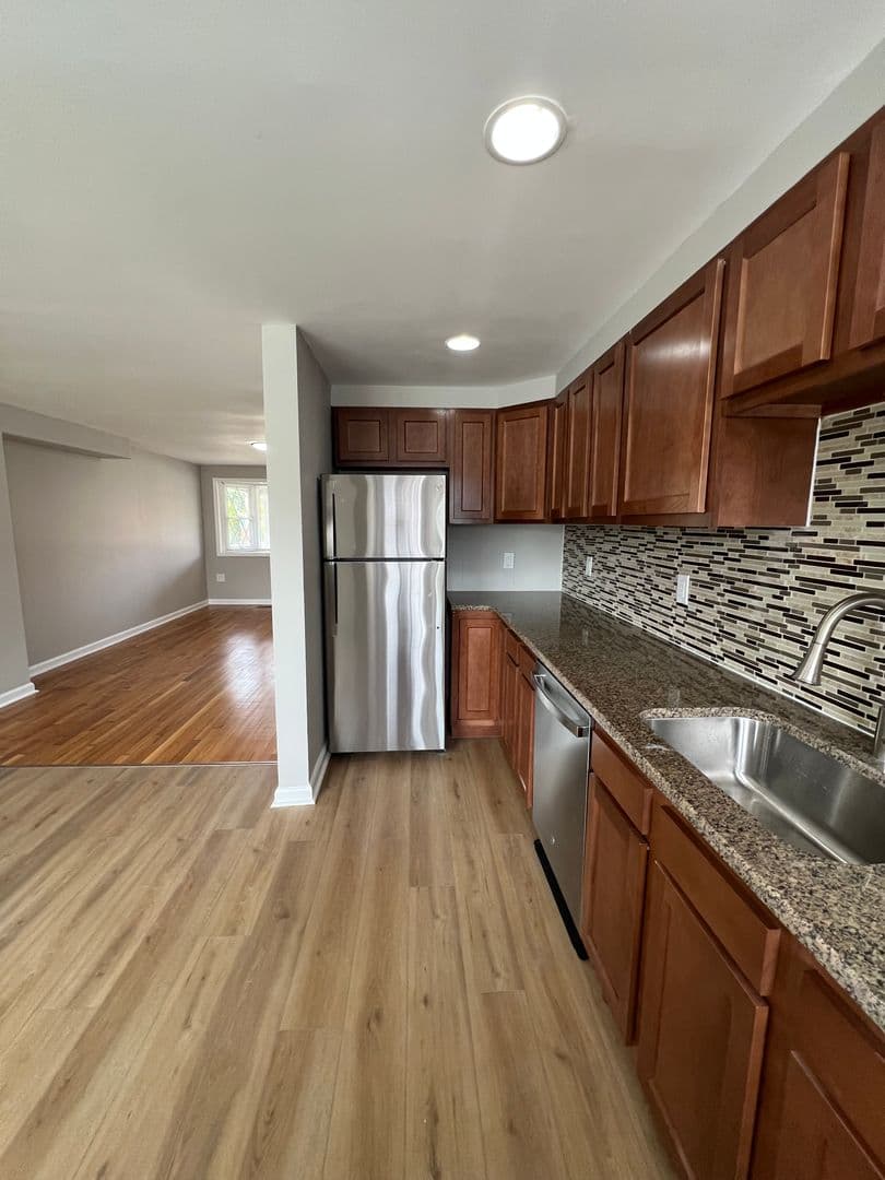 Baltimore House: 7817 Saint Boniface Lane