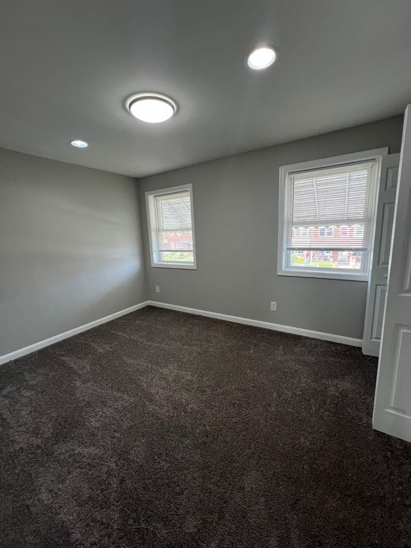 Baltimore House: 7817 Saint Boniface Lane