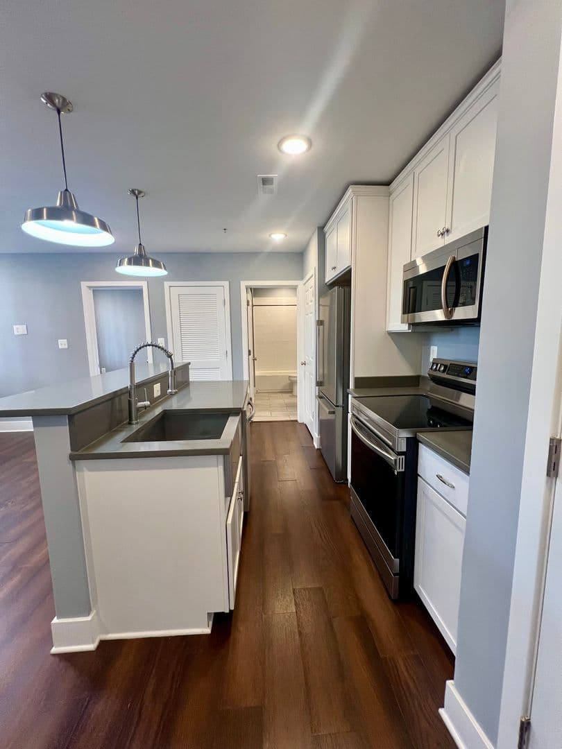 Baltimore Apartment: 19 East Fayette Street