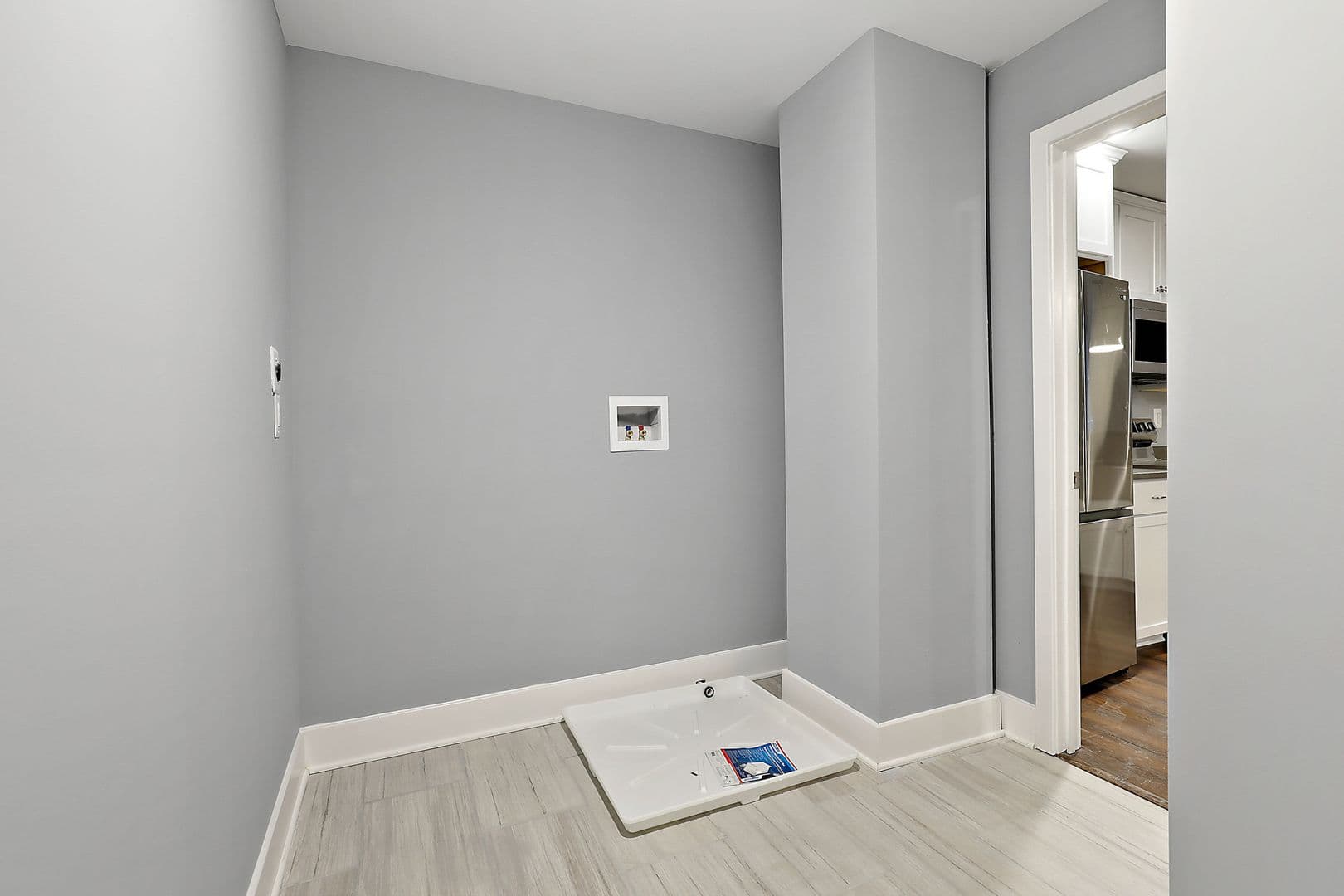 Baltimore Apartment: 19 East Fayette Street