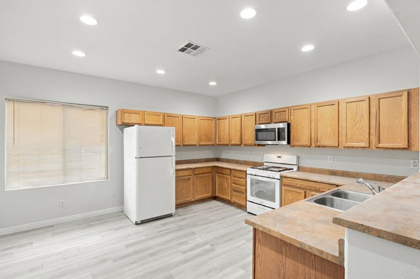 Las Vegas House: 8913 Royal County Down Ct
