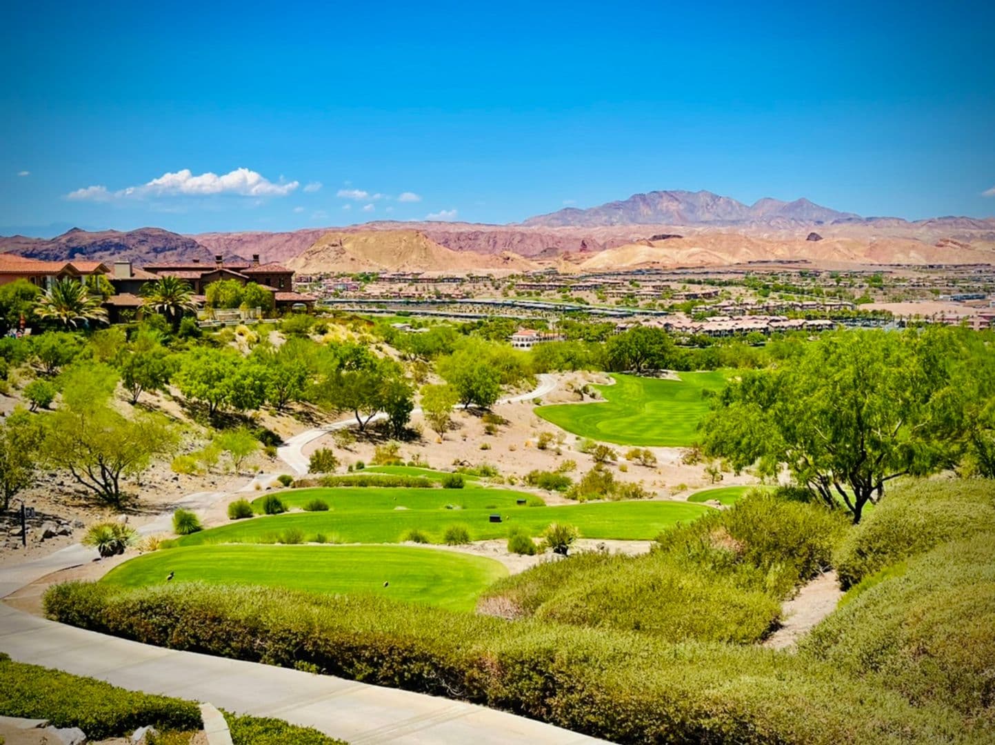 Henderson House: 35 Strada di Circolo 35