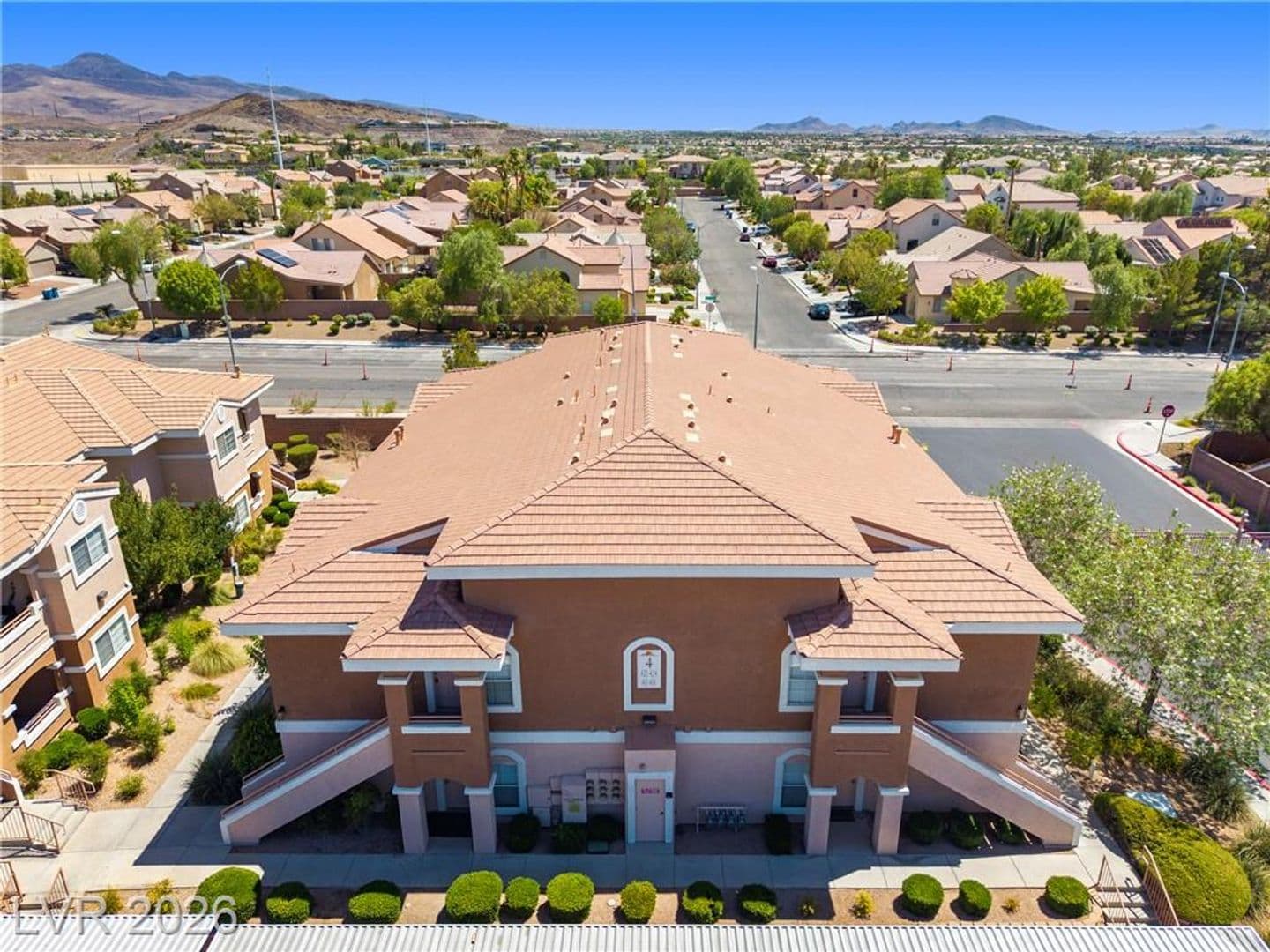 Henderson House: 830 Carnegie St #423