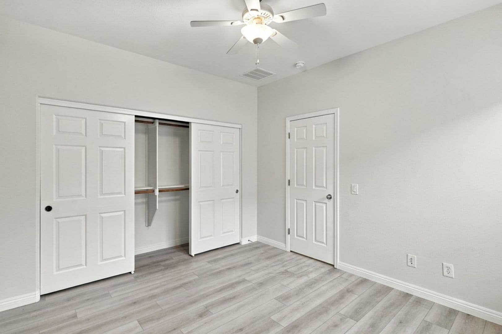 Las Vegas House: 8913 Royal County Down Ct