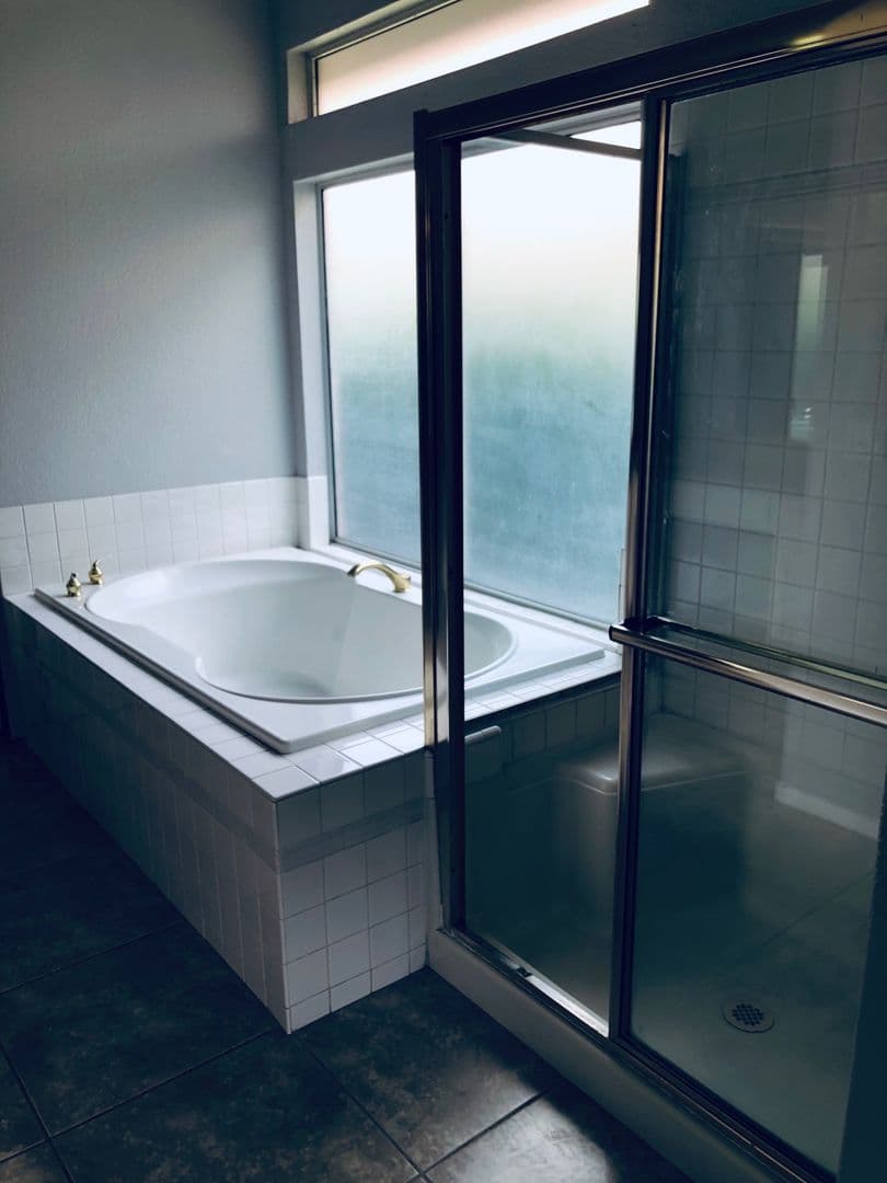 Henderson House: 2125 Eaglepath Circle