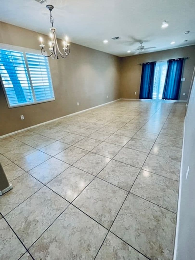 Henderson House: 2360 Mystic Star St