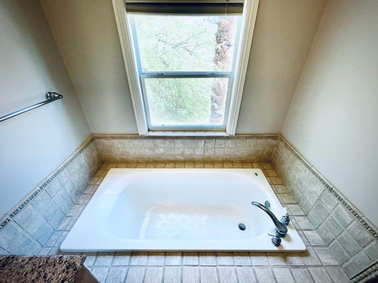 Henderson House: 35 Strada di Circolo 35
