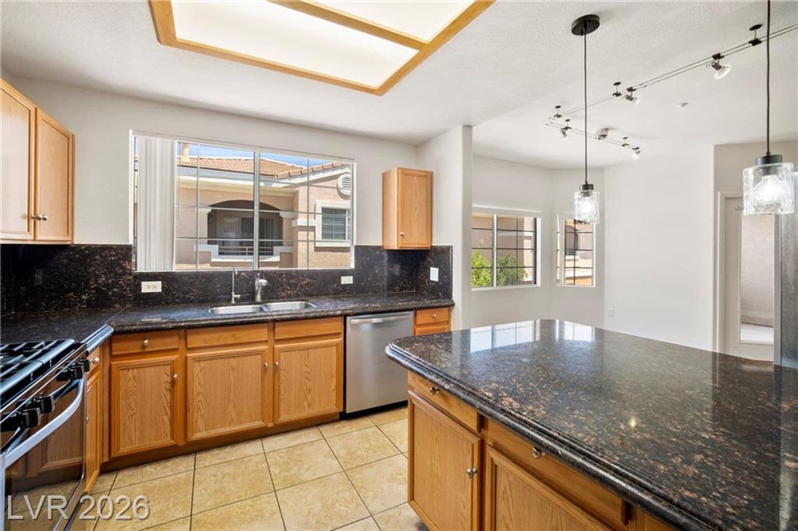 Henderson House: 830 Carnegie St #423