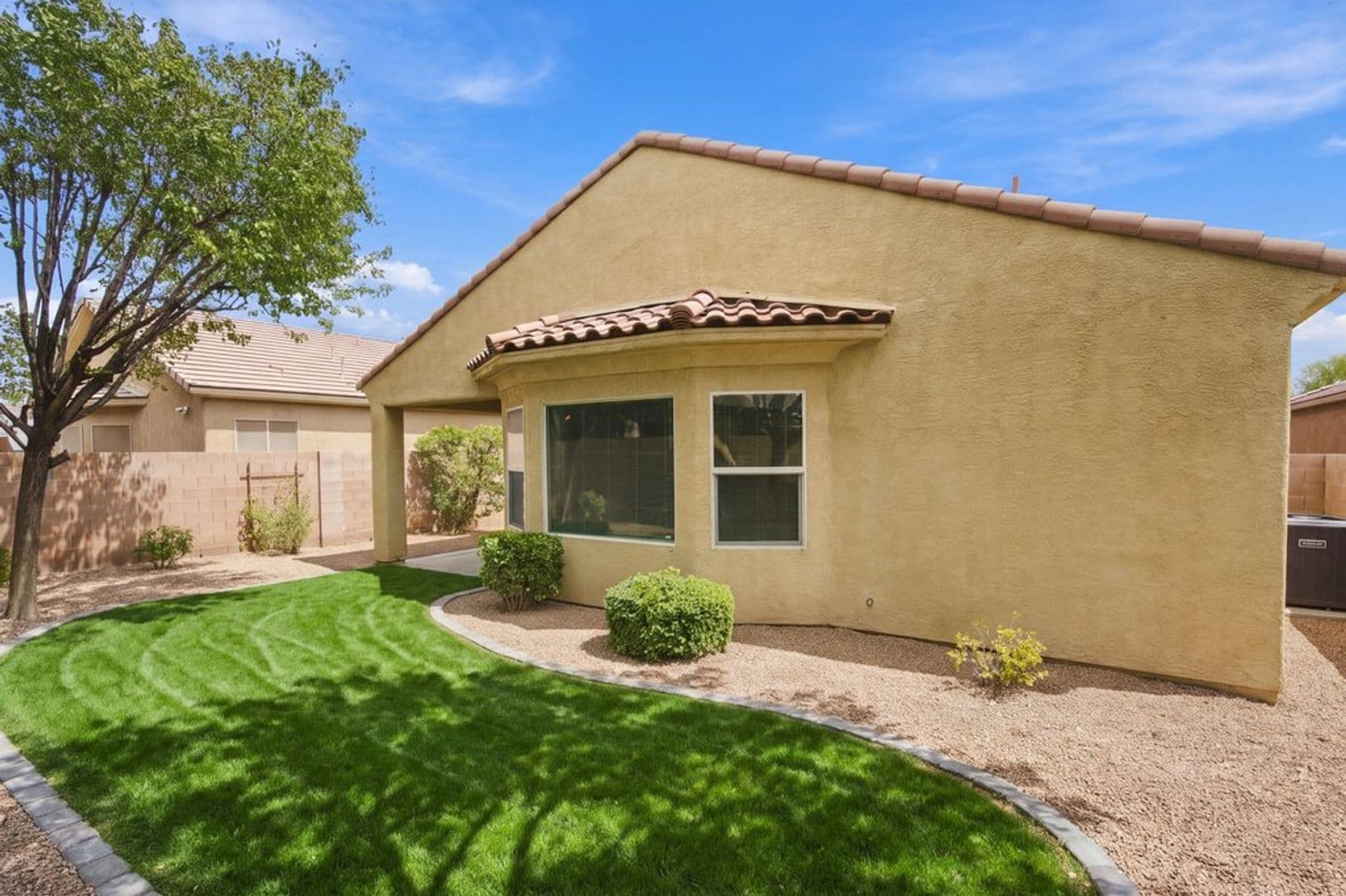 Las Vegas House: 8913 Royal County Down Ct