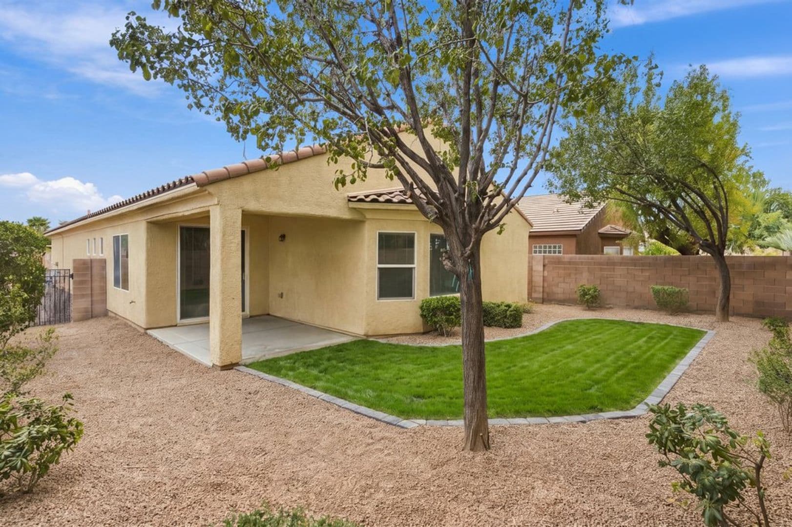 Las Vegas House: 8913 Royal County Down Ct