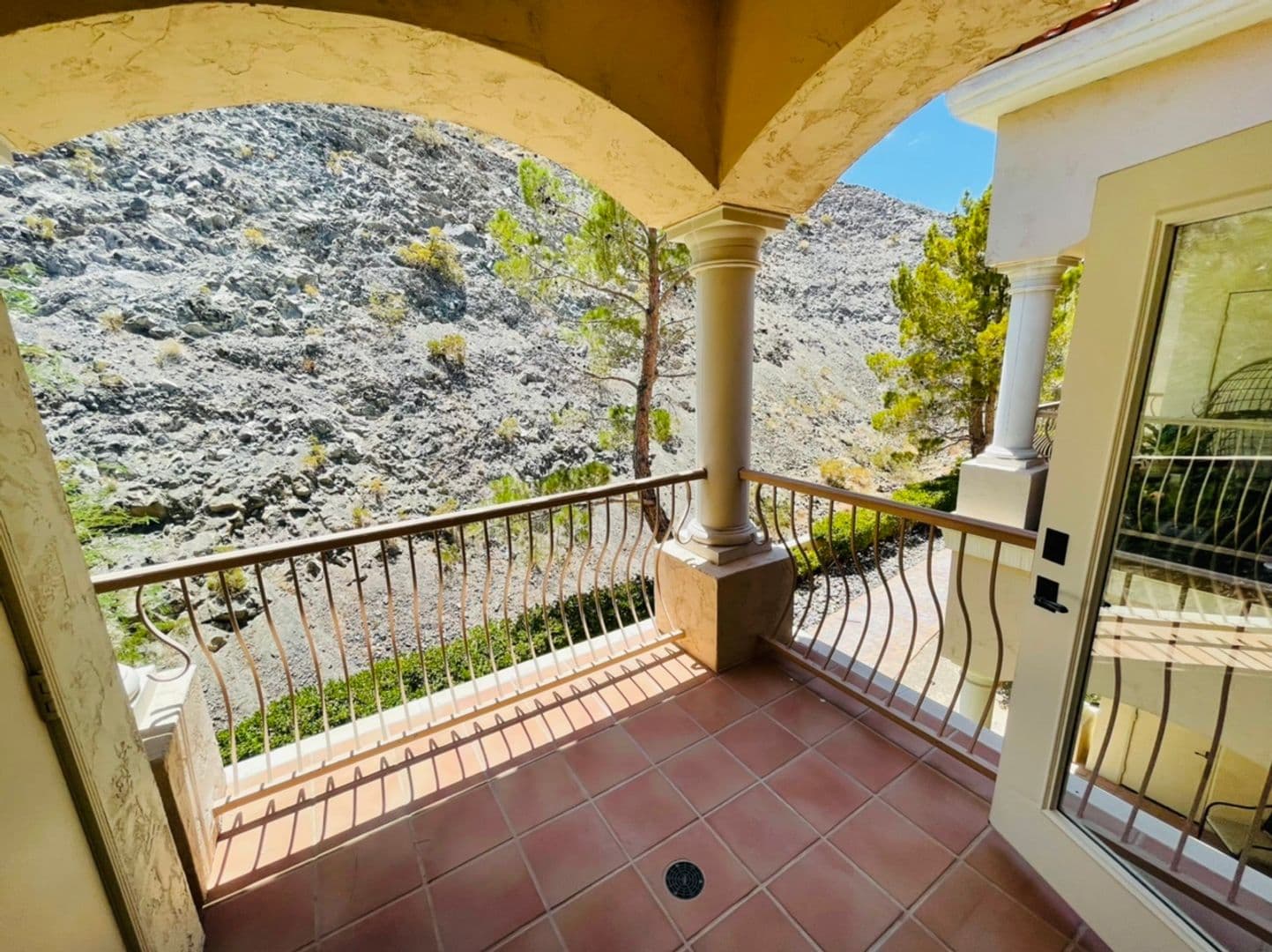 Henderson House: 35 Strada di Circolo 35