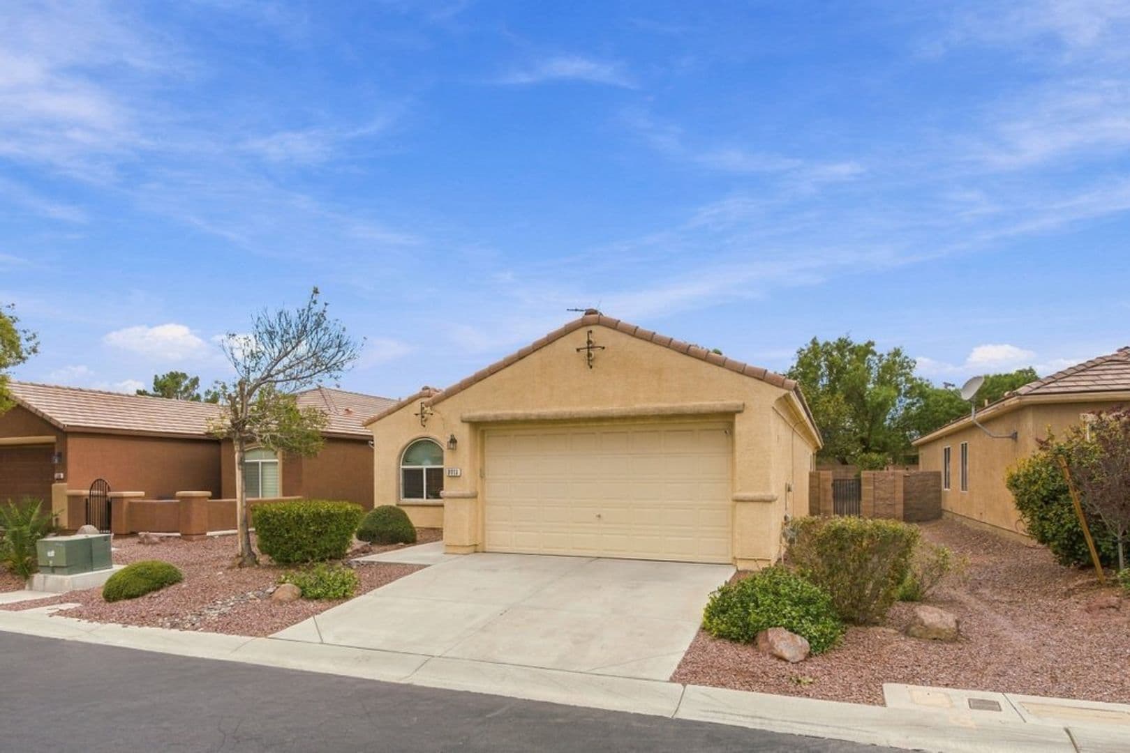 Las Vegas House: 8913 Royal County Down Ct
