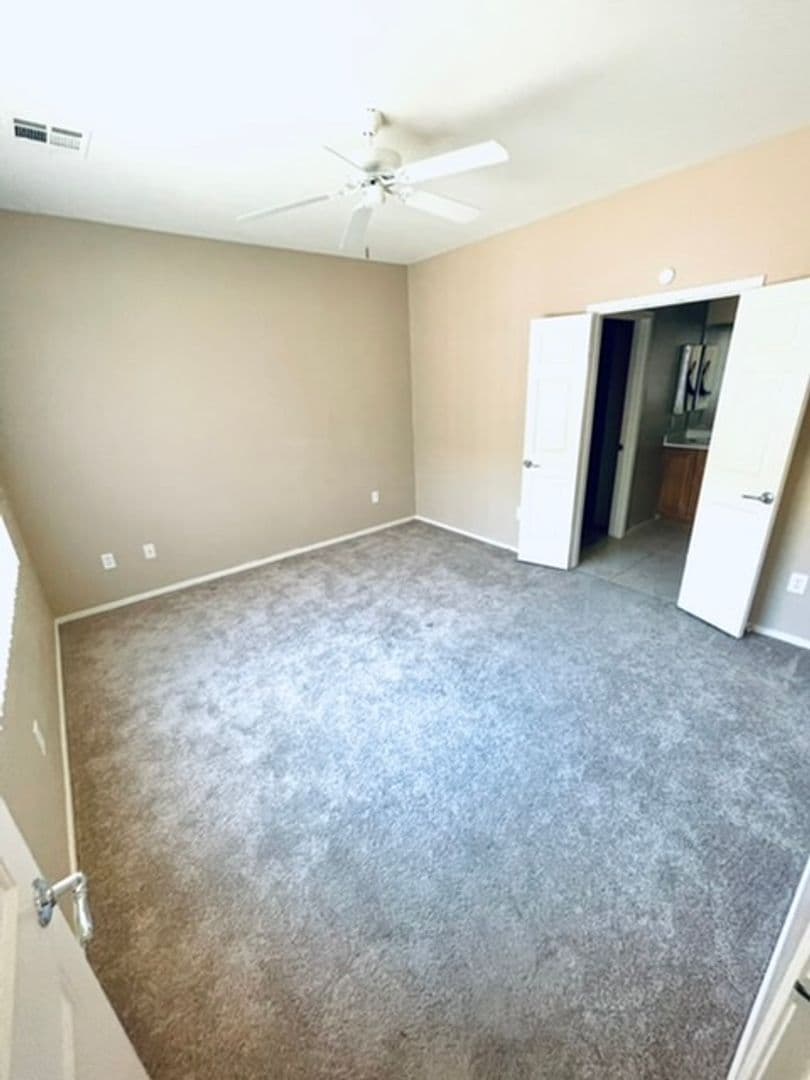 Henderson House: 2360 Mystic Star St