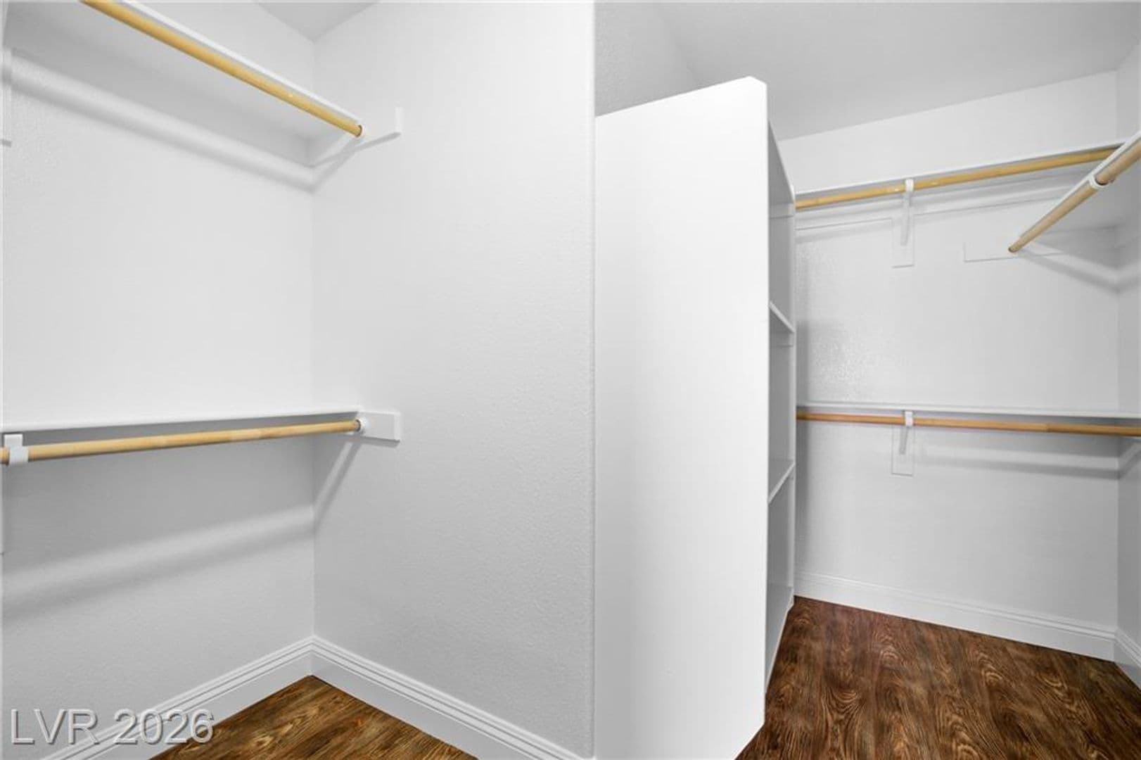 Henderson House: 830 Carnegie St #423