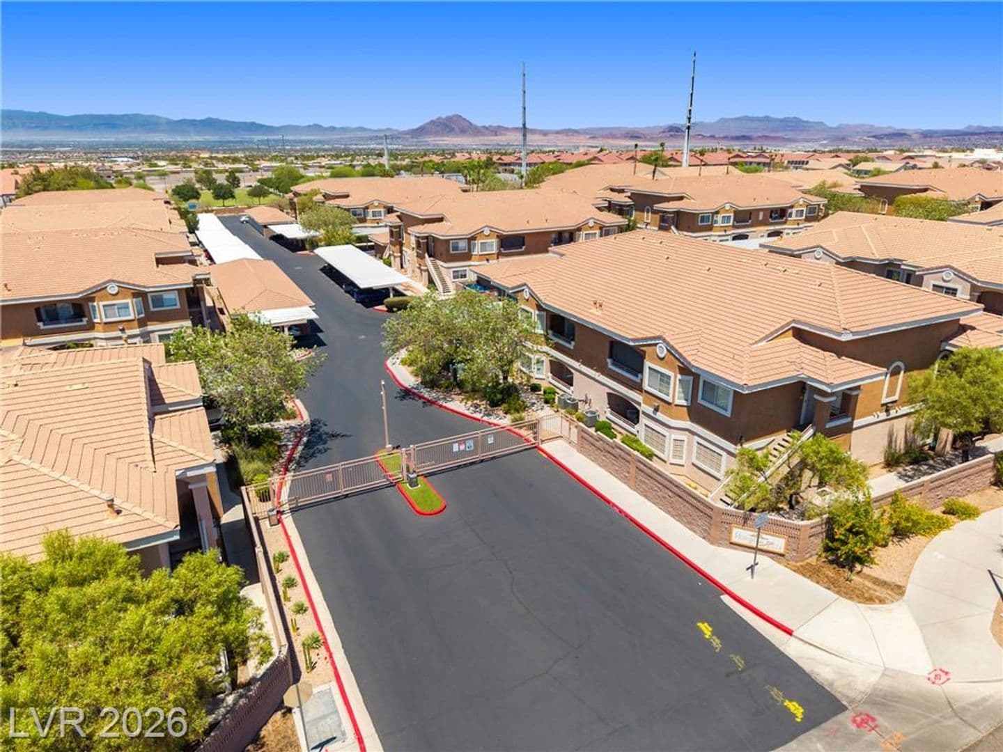 Henderson House: 830 Carnegie St #423