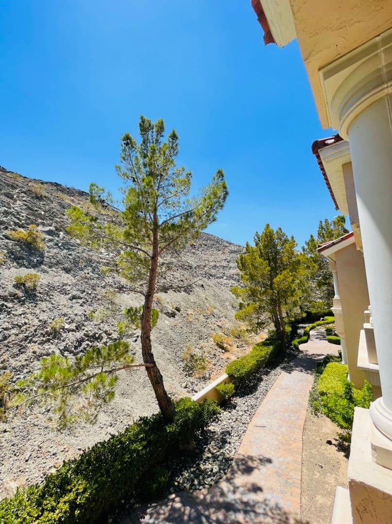 Henderson House: 35 Strada di Circolo 35