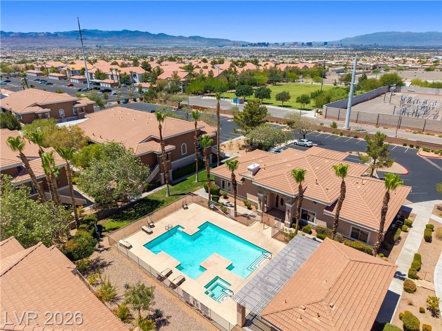 Henderson House: 830 Carnegie St #423
