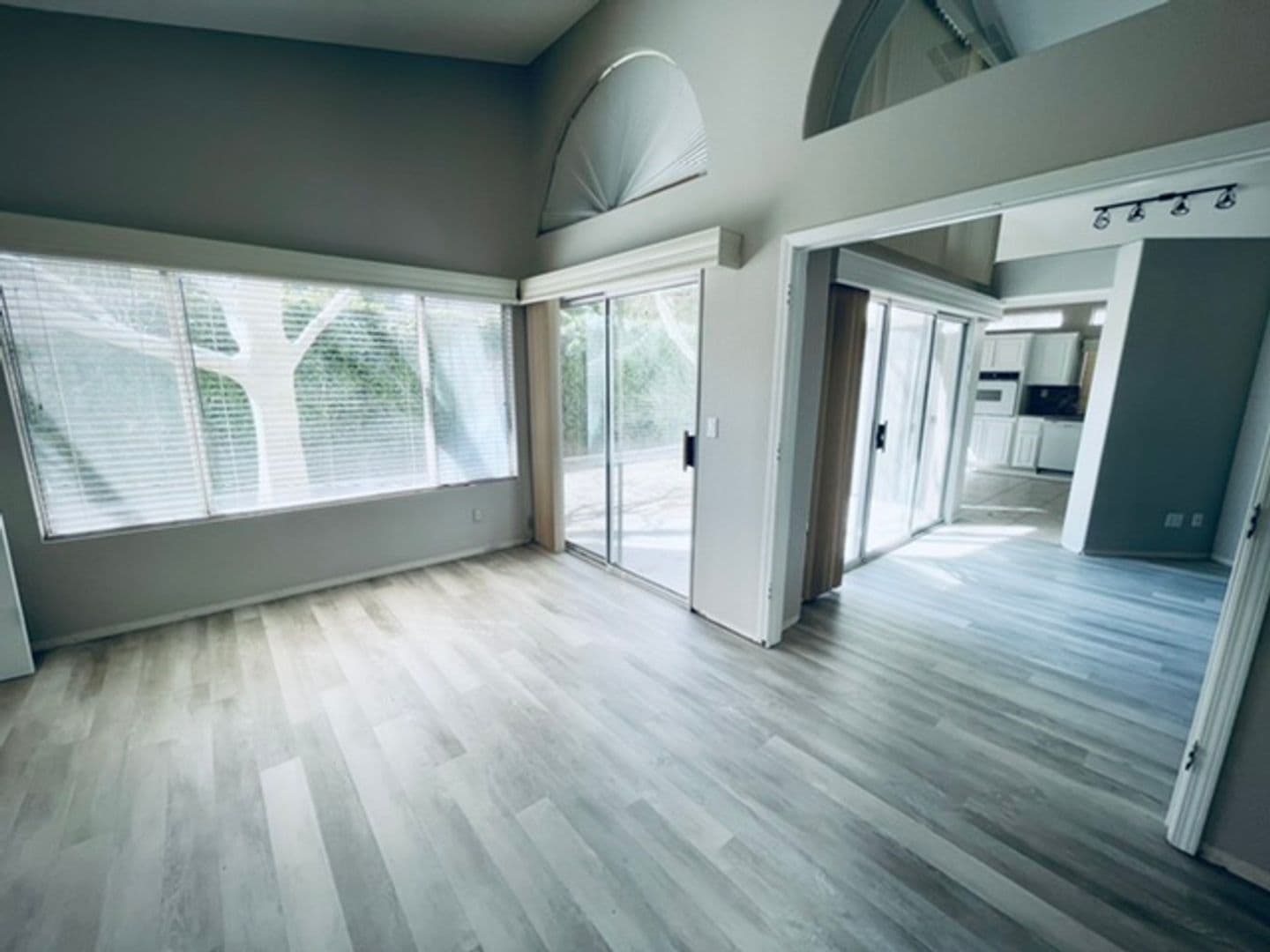 Henderson House: 2125 Eaglepath Circle