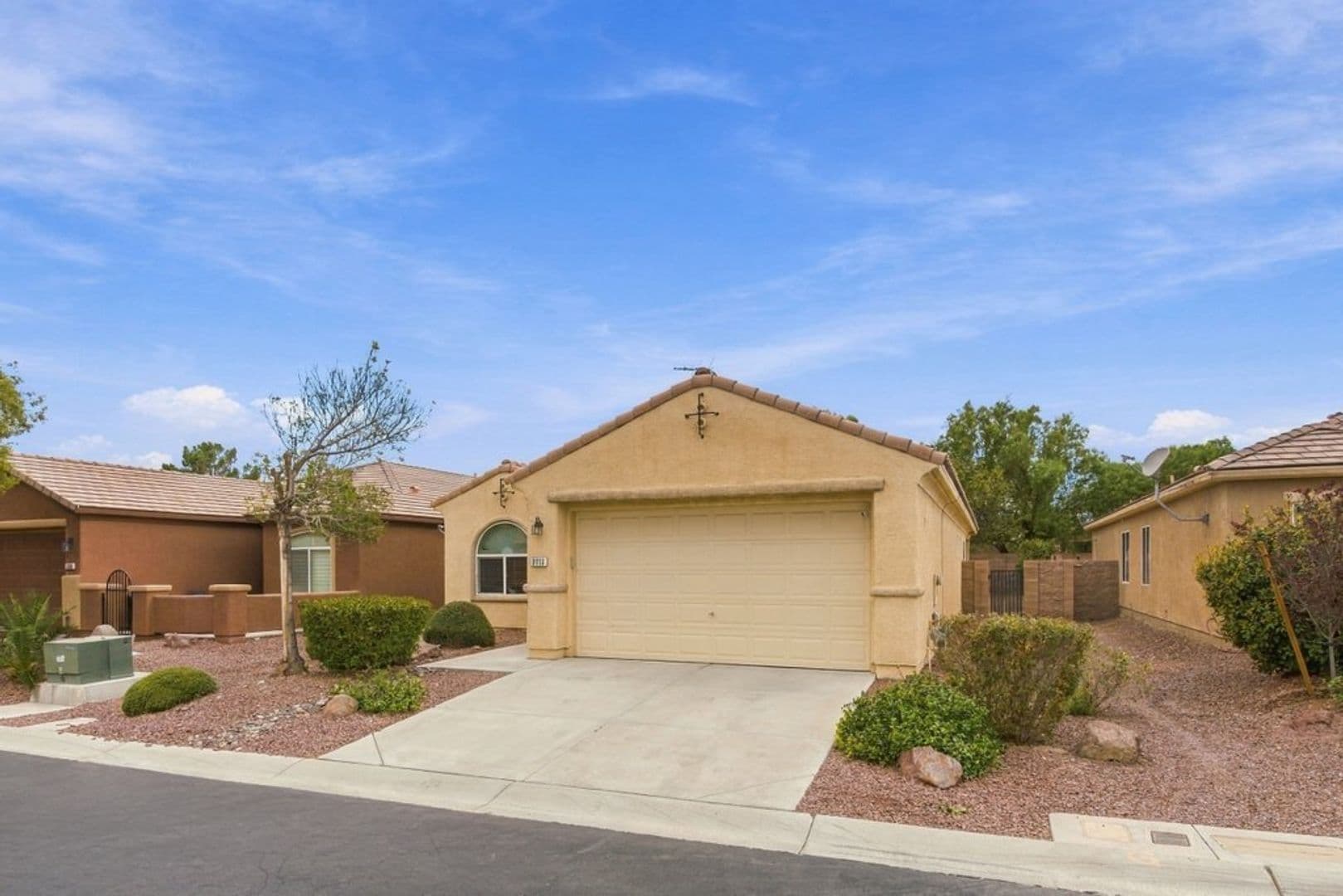 Las Vegas House: 8913 Royal County Down Ct