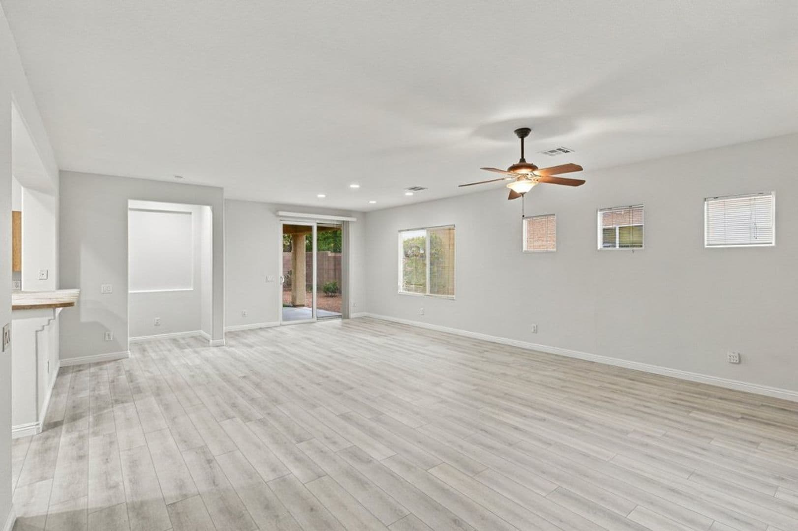 Las Vegas House: 8913 Royal County Down Ct