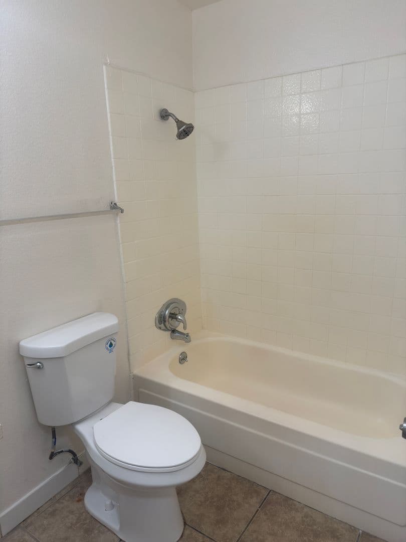 San Diego Apartment: 3845 47th St.