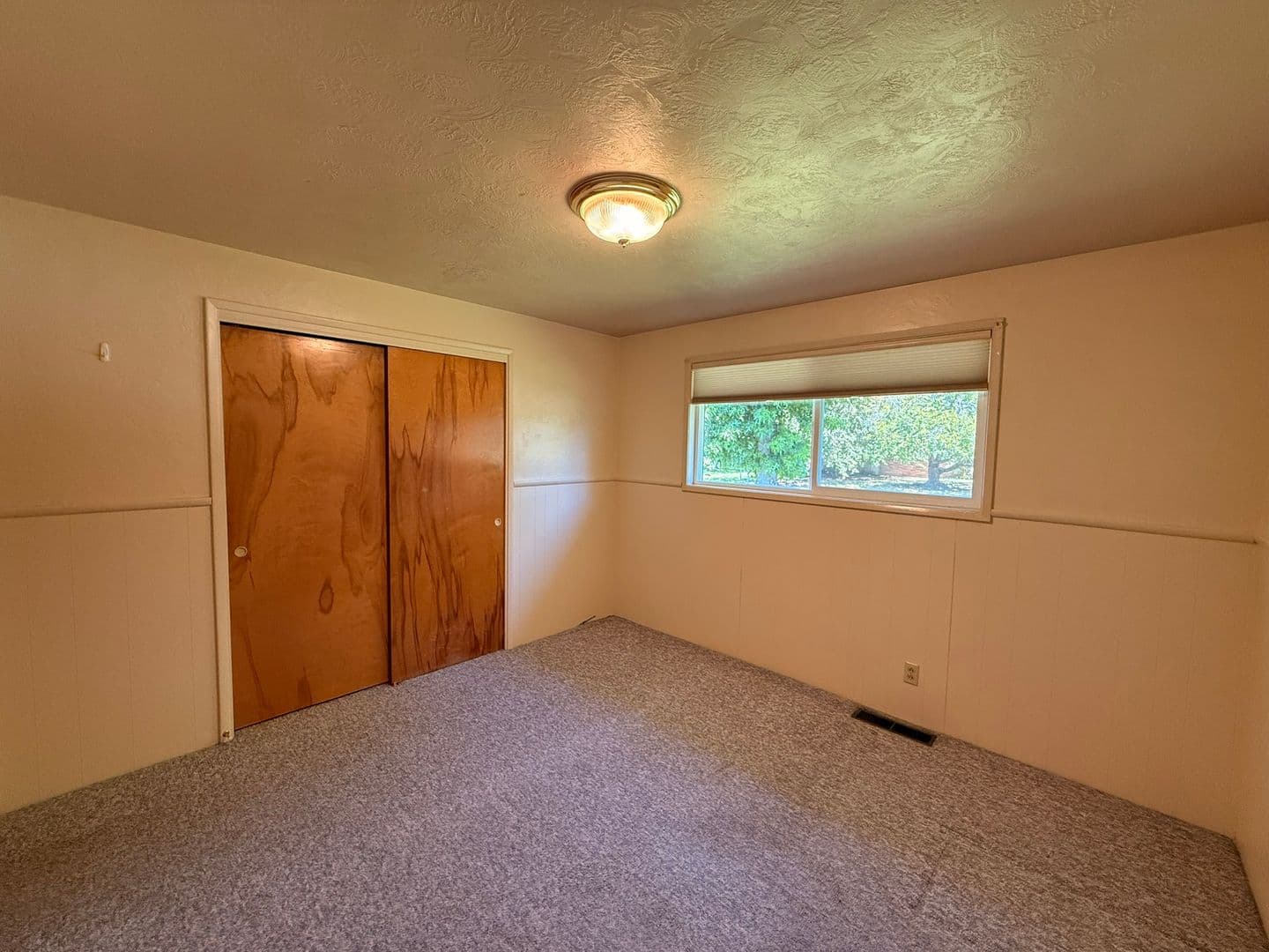 Eugene House: 2148 Grove St