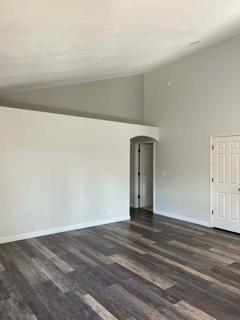 Eugene House: 5980 Kistler Lane