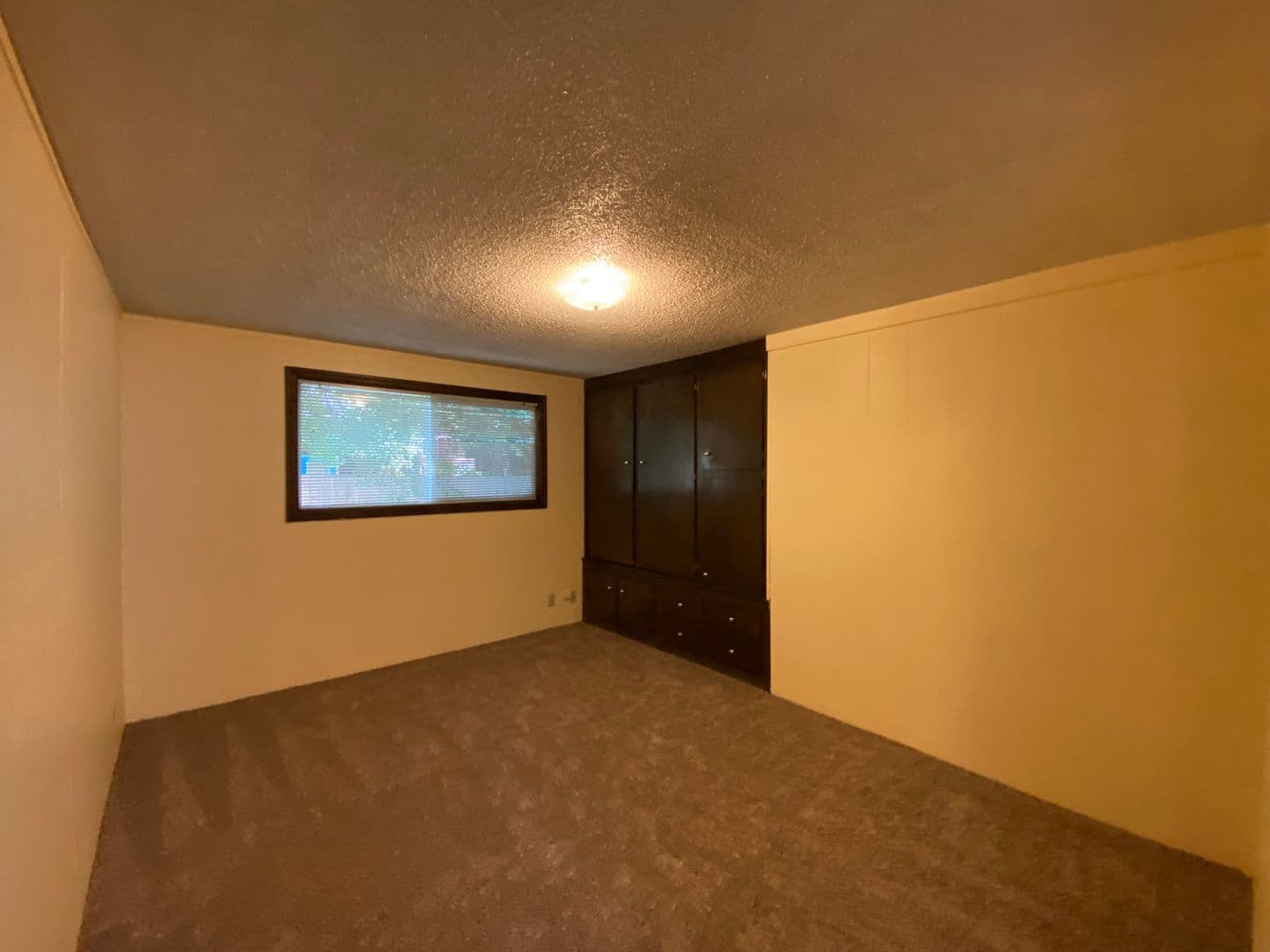 Eugene House: 2469 Miami Lane