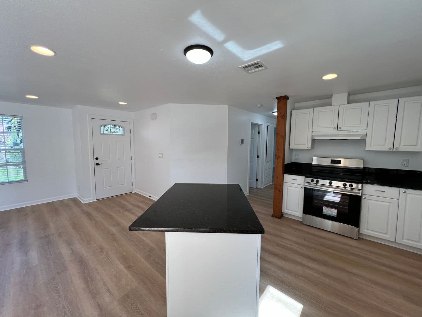 Eugene House: 2668 Forrester Way