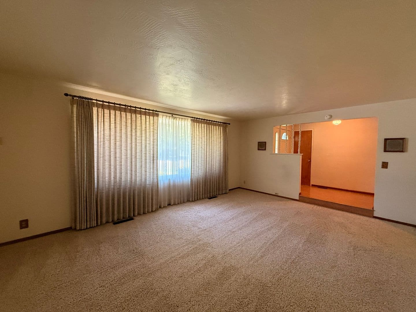 Eugene House: 2148 Grove St