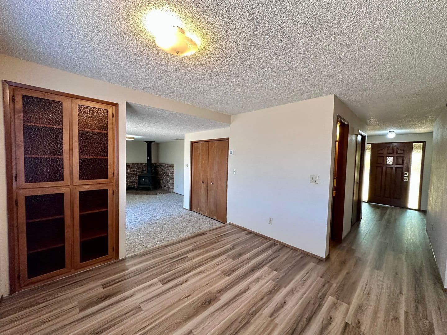 Springfield House: 970 S 55th Place