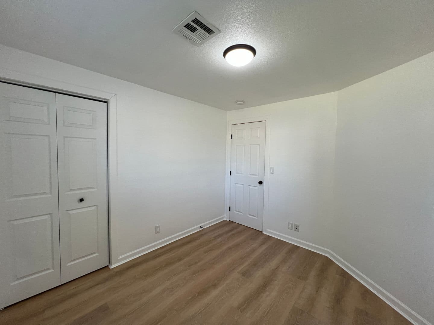Eugene House: 2668 Forrester Way
