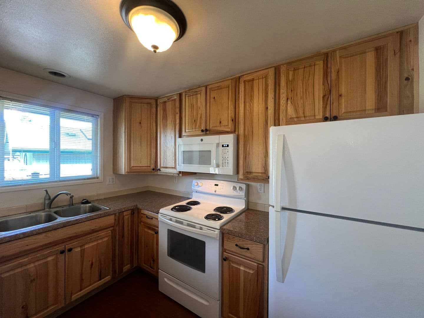 Eugene House: 2315 Ironwood